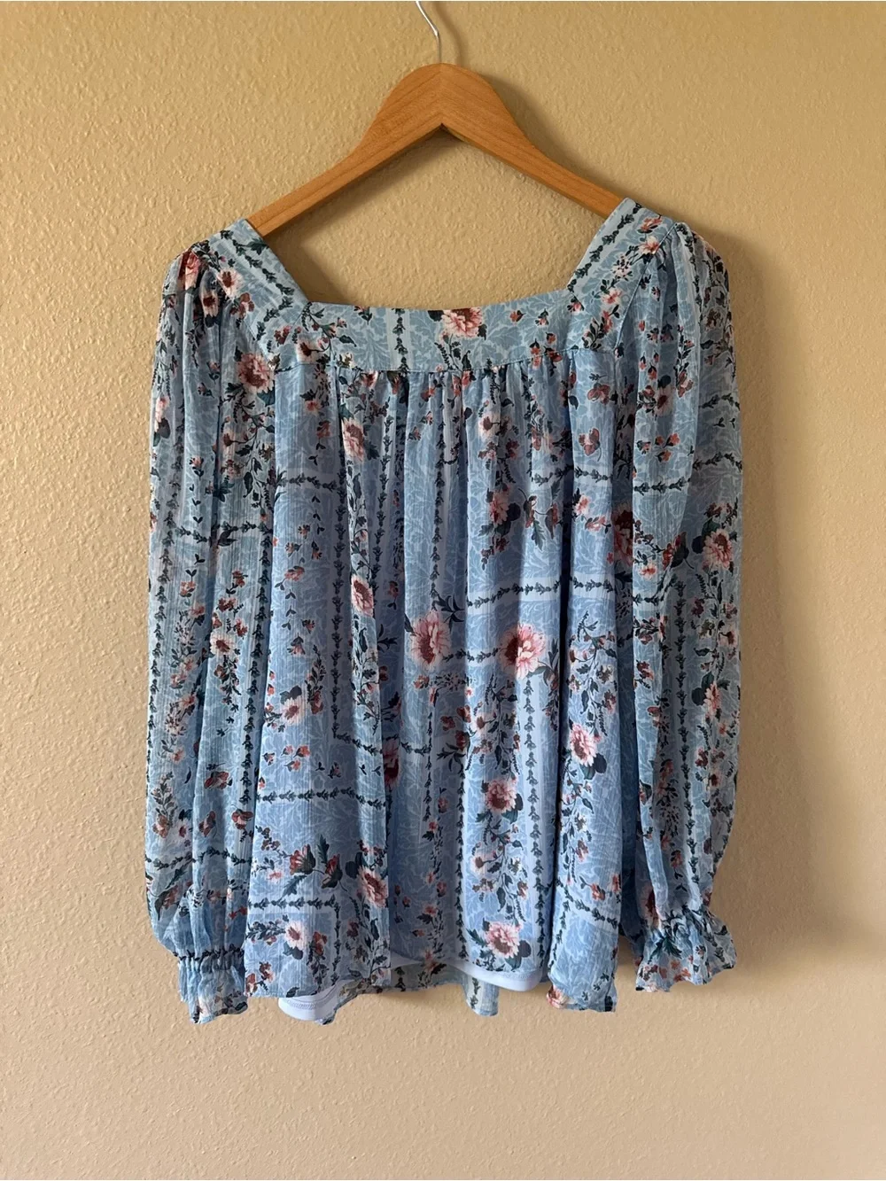 LC Lauren Conrad Blue Floral Square-Neck Peasant Blouse